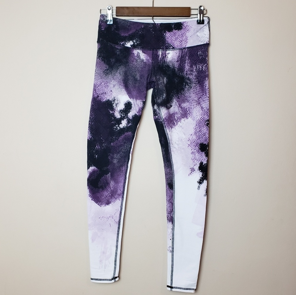 EUC Alo Airbrush Leggings Purple Pennant Smoke S